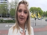 Geile Hollandse meid wordt opgepikt van station Eindhoven, en wil wel wat extra geld verdienen. 